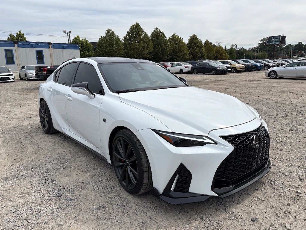 Photo 3 of this Lexus IS 350