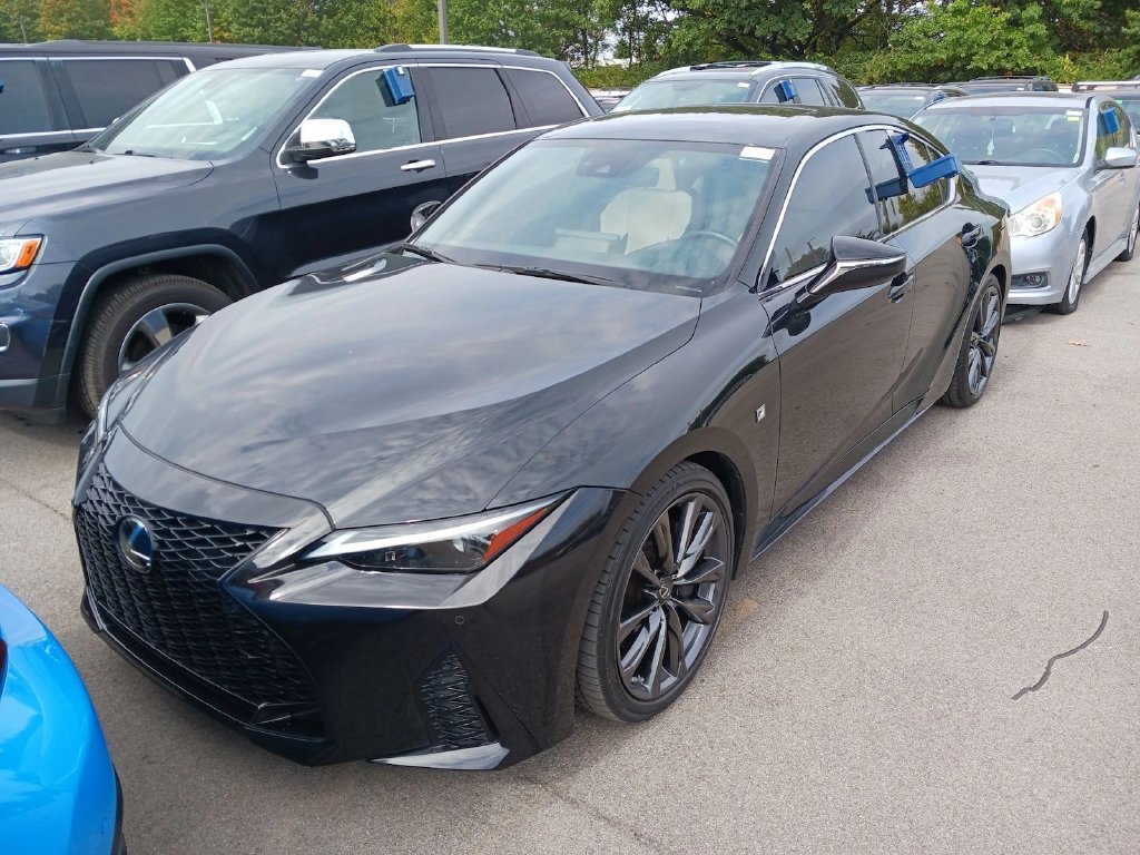 Lexus IS350 photo 2