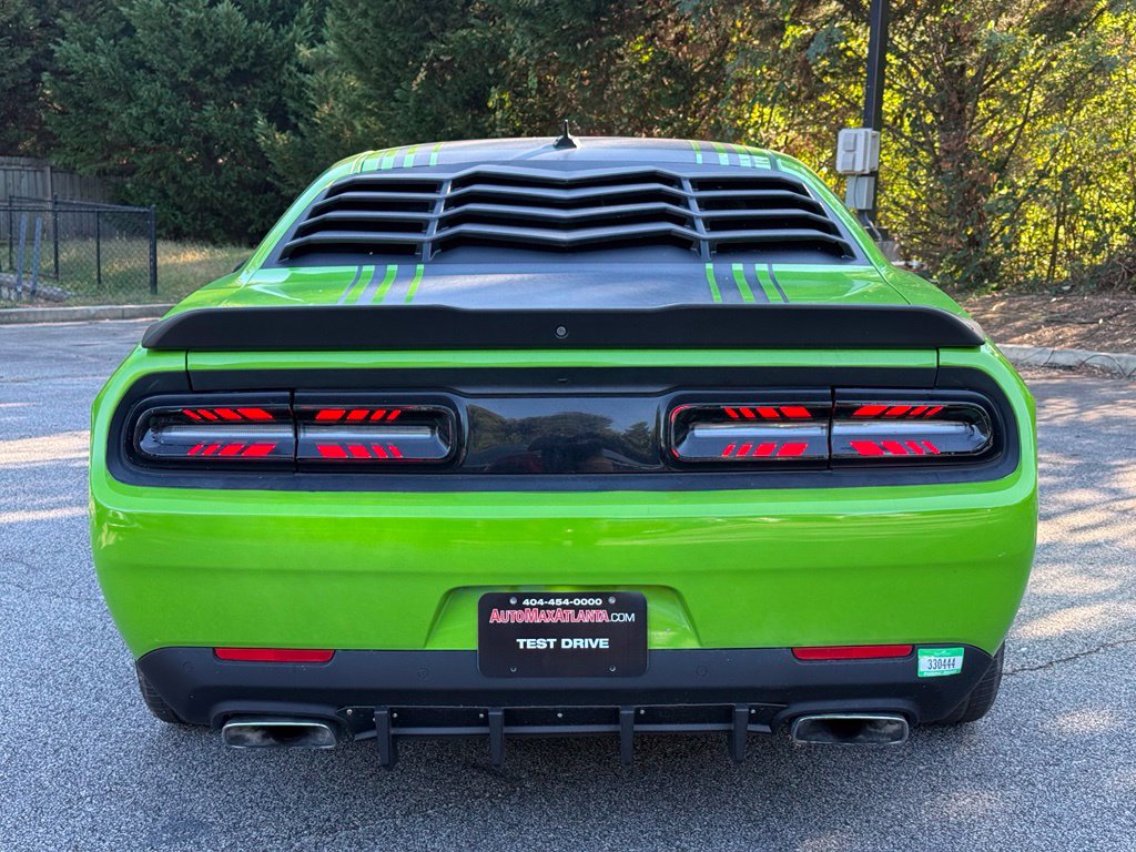 Photo 6 of this Dodge Challenger
