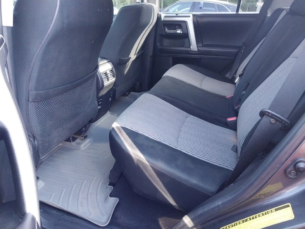 Toyota 4Runner photo 7