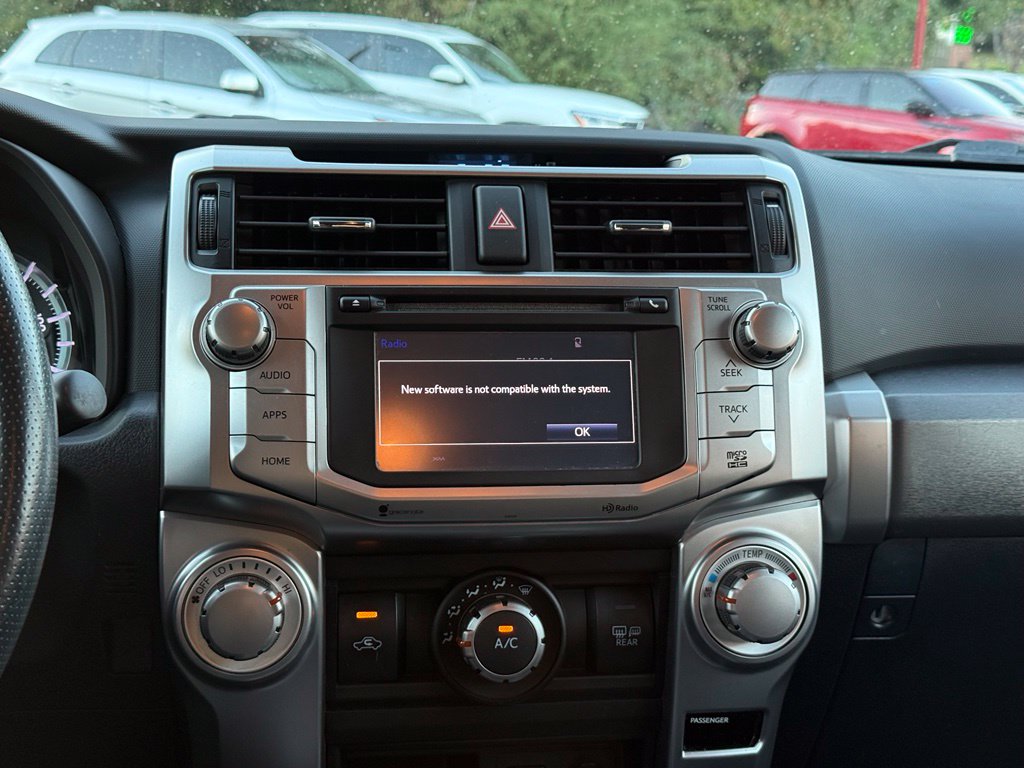 Photo 11 of this Toyota 4Runner