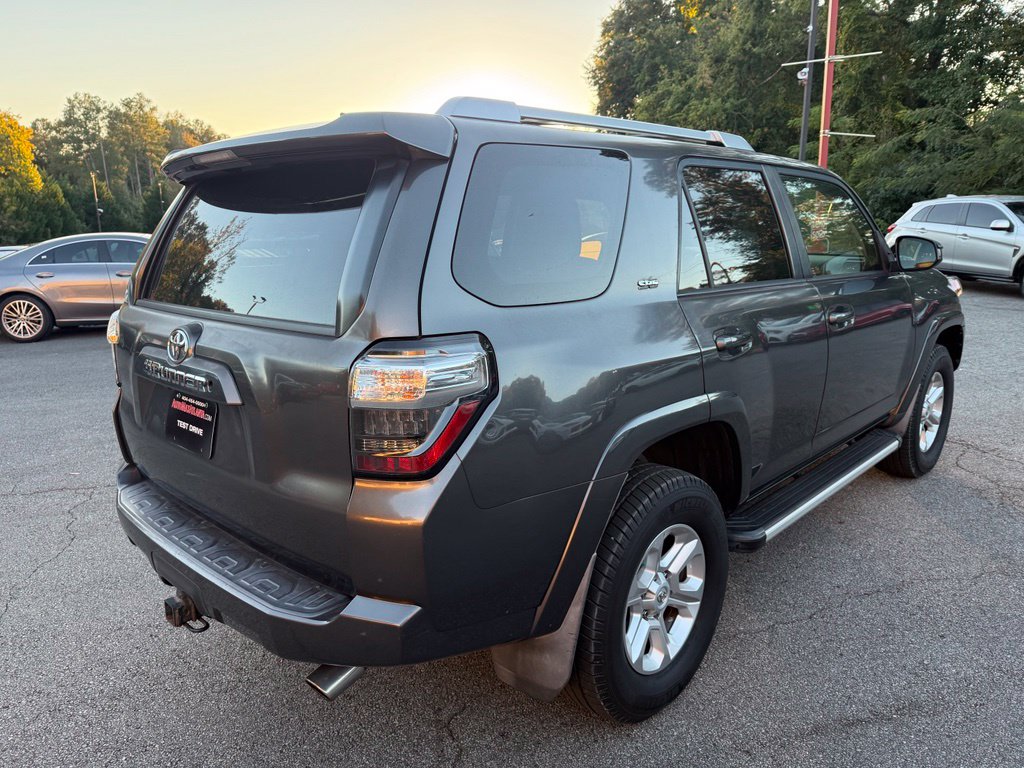 Photo 5 of this Toyota 4Runner