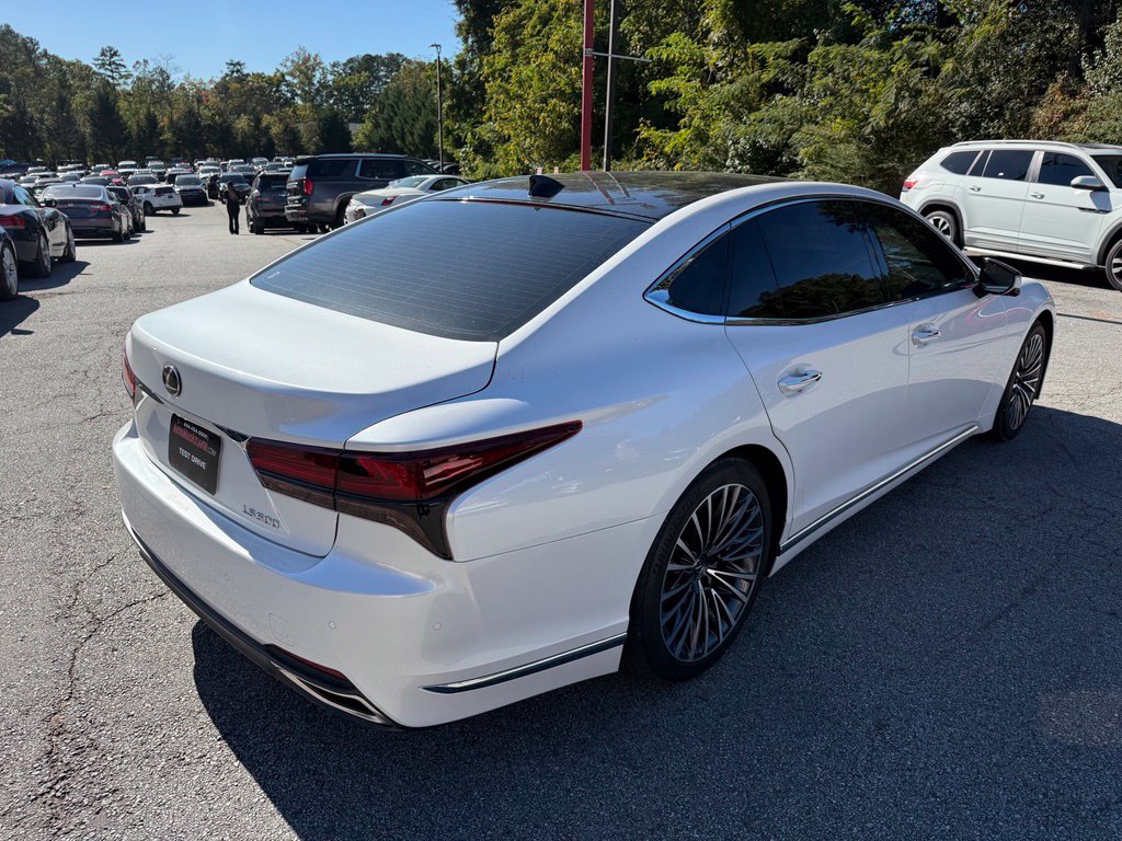 Photo 4 of this Lexus LS 500