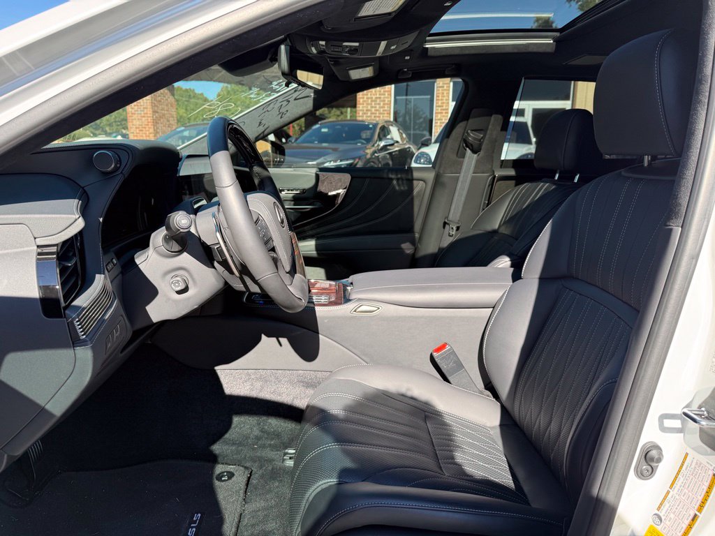 Photo 9 of this Lexus LS 500