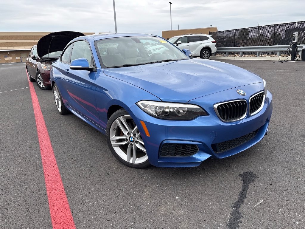 BMW 2 Series photo 4