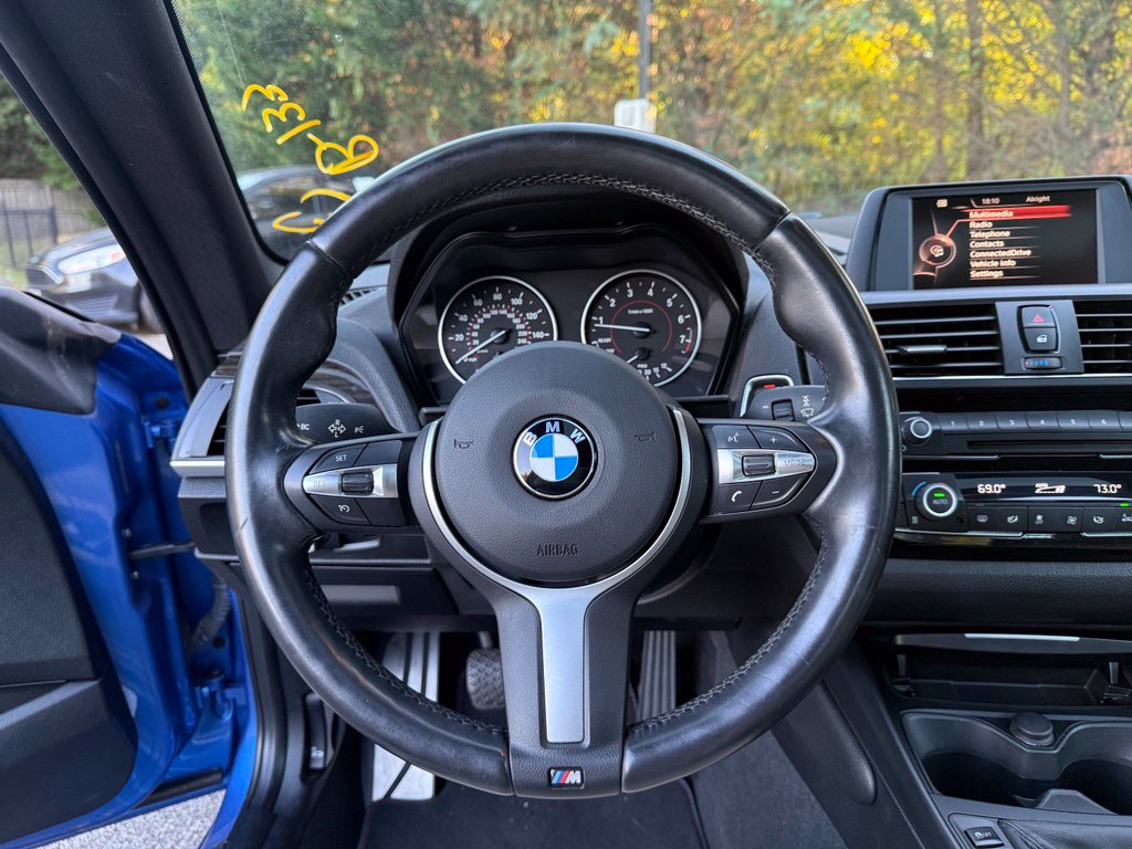 Photo 11 of this BMW 2 Series