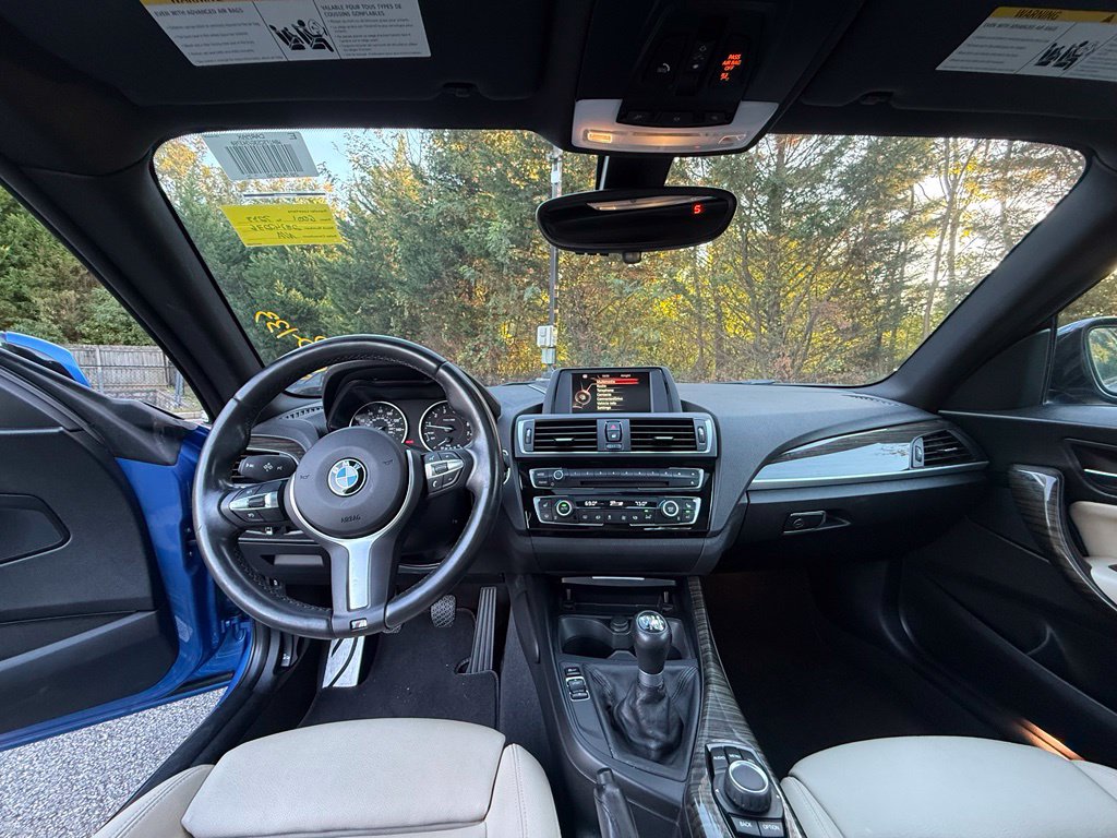 Photo 8 of this BMW 2 Series