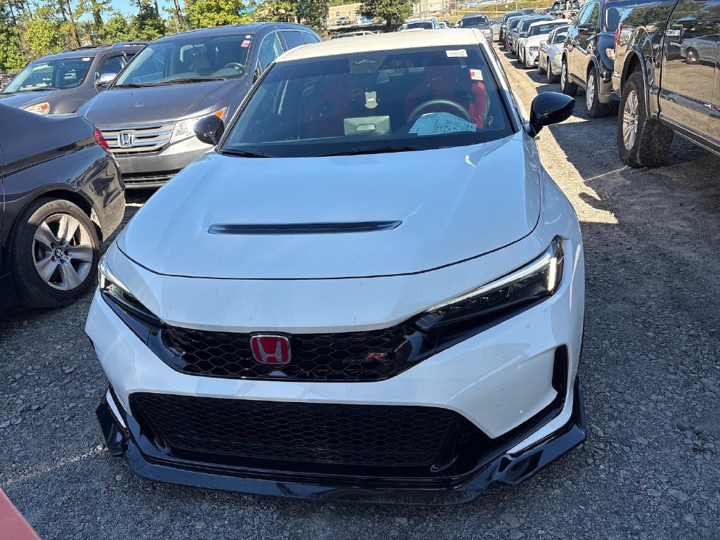 Photo 2 of this Honda Civic Type R