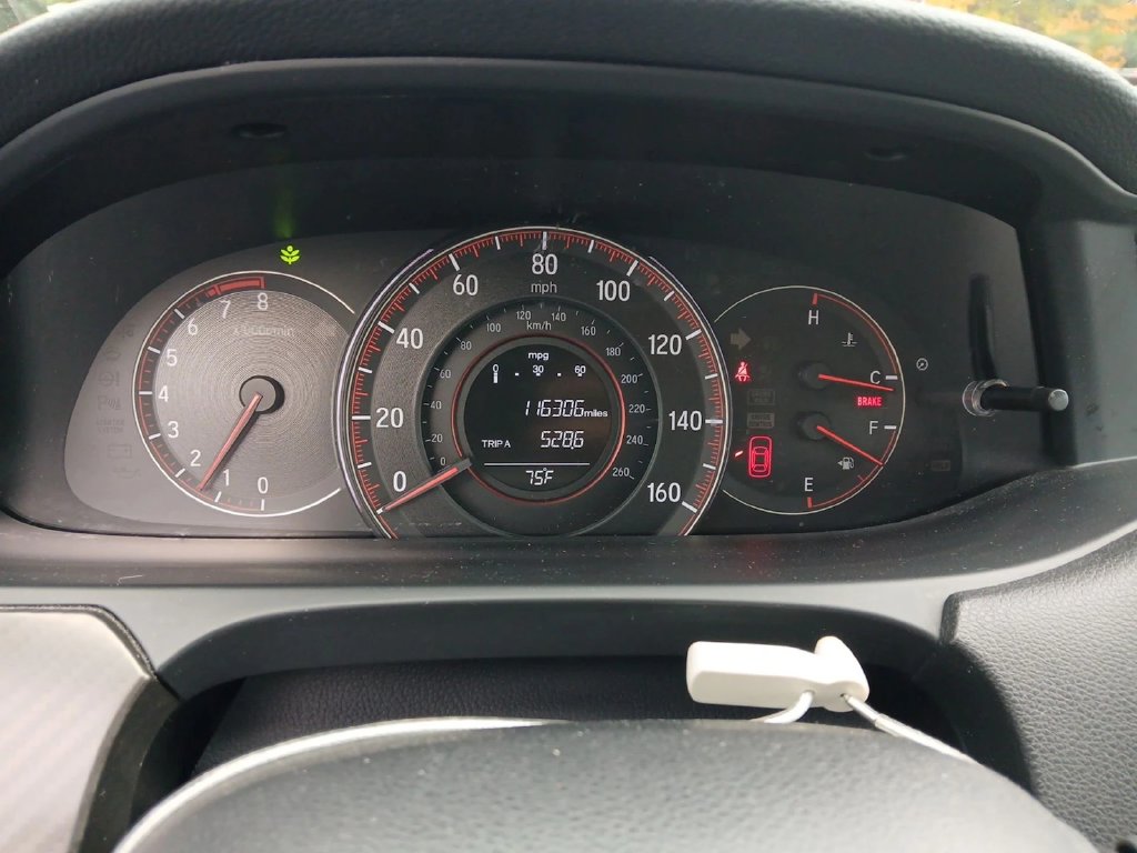 Honda Accord photo 9