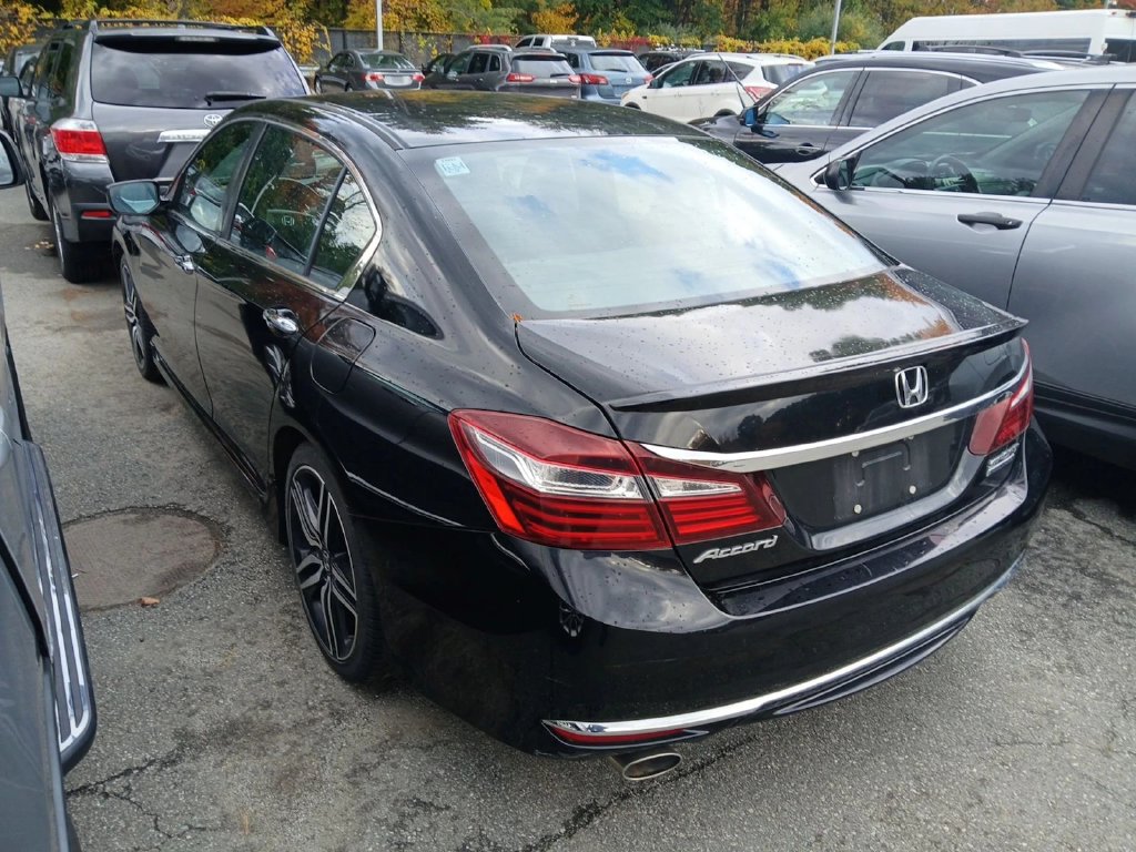 Honda Accord photo 4