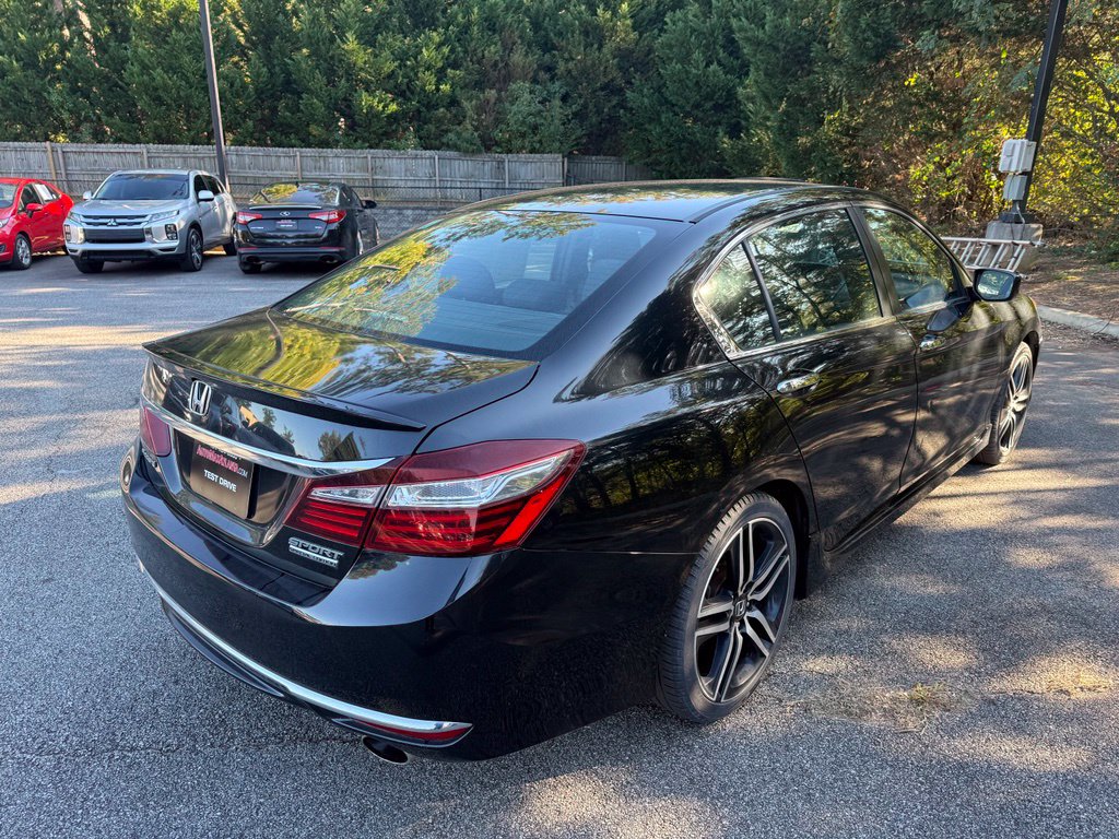 Photo 5 of this Honda Accord Sedan