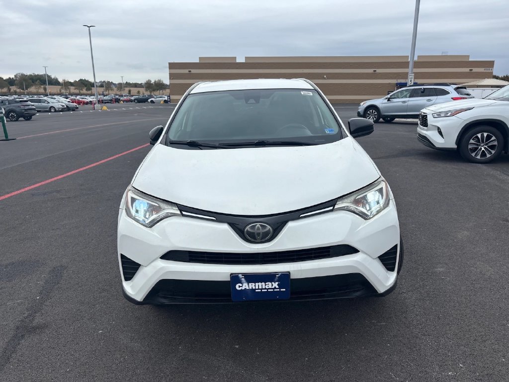 Toyota RAV4 photo 3