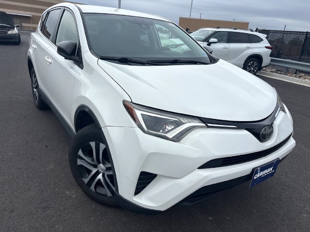 Toyota RAV4 photo 4