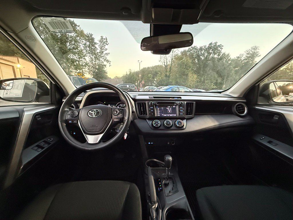 Photo 9 of this Toyota RAV4