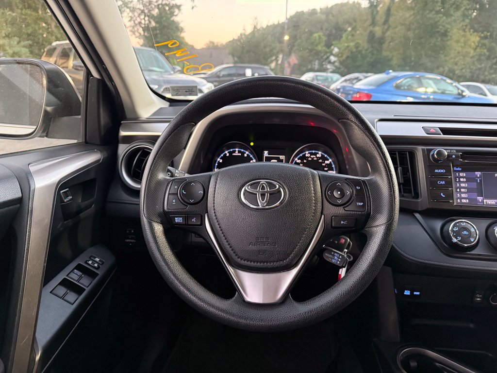 Photo 10 of this Toyota RAV4