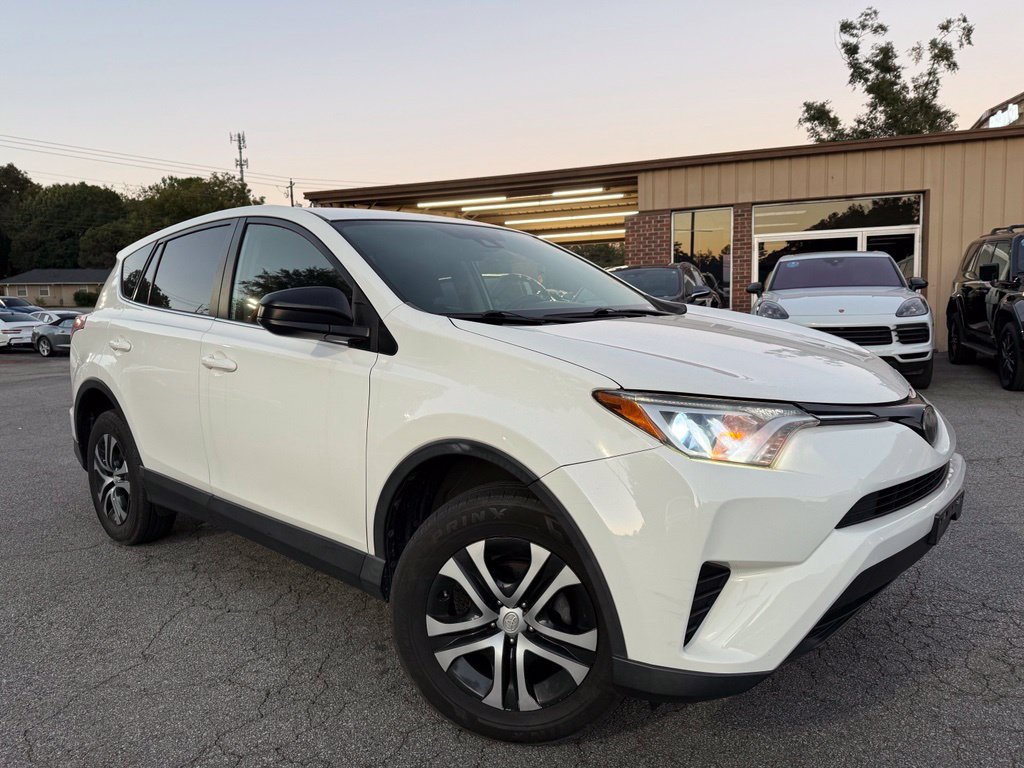 Photo 2 of this Toyota RAV4
