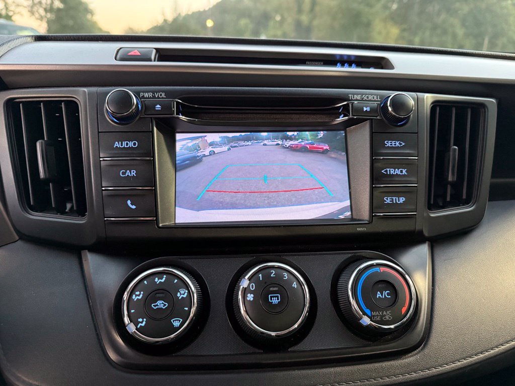 Photo 15 of this Toyota RAV4