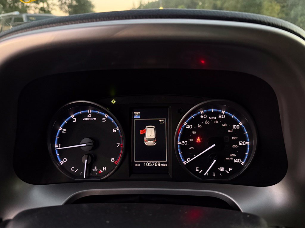 Photo 14 of this Toyota RAV4