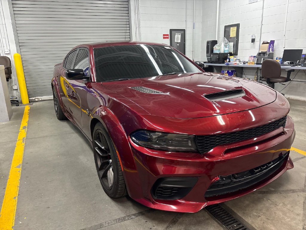 Dodge Charger photo 4