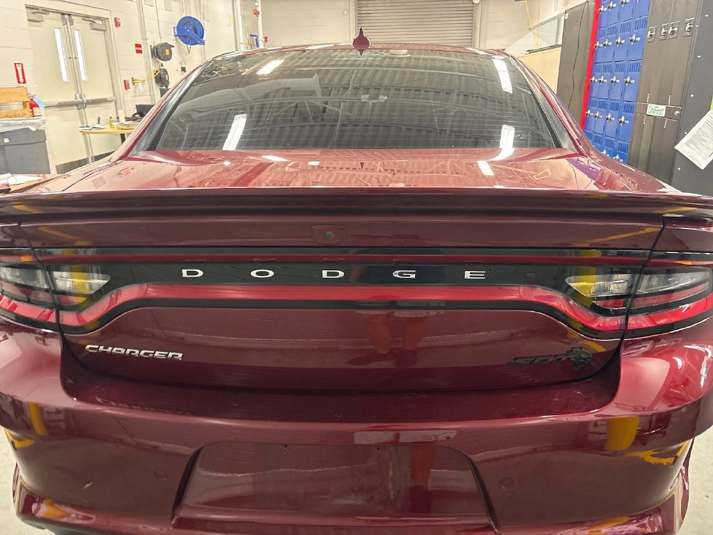 Dodge Charger photo 8