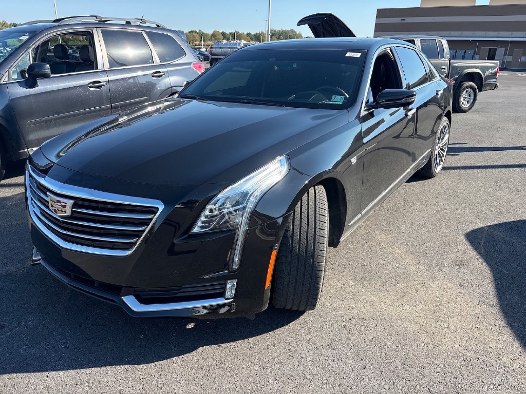 Cadillac CT6 photo 2