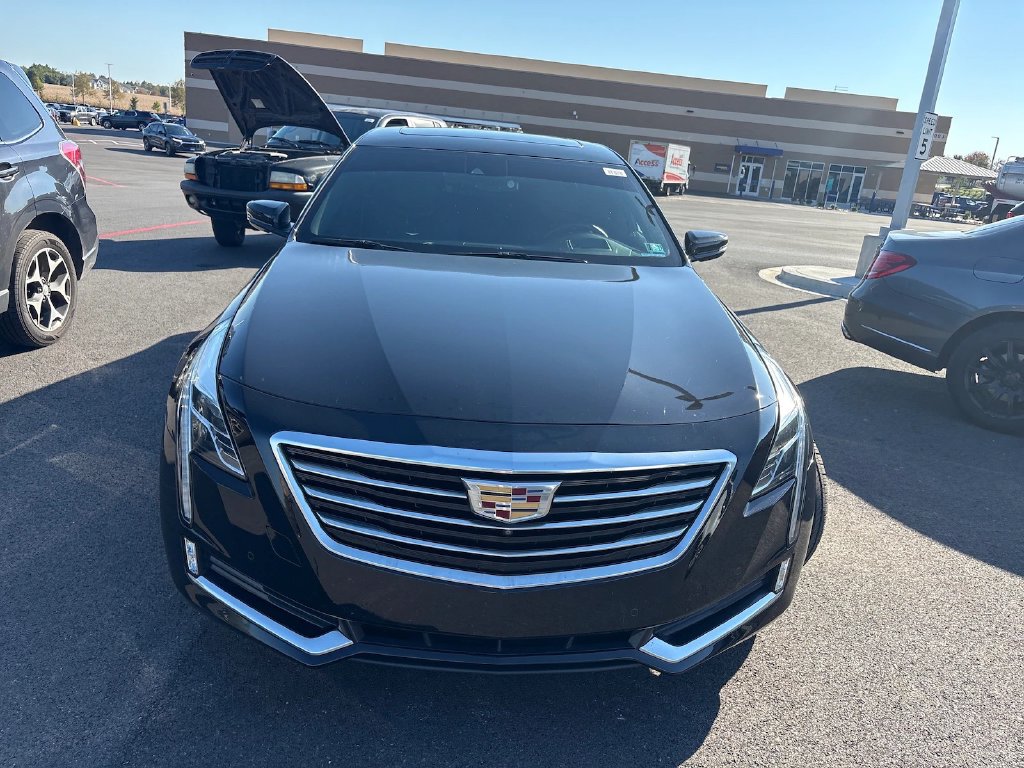 Cadillac CT6 photo 3