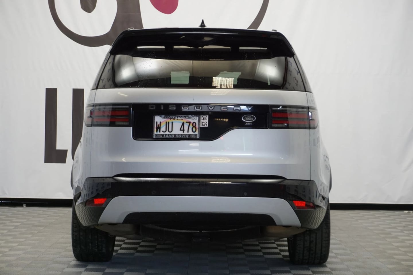 2022 Land Rover Discovery HSE R-Dynamic photo 3