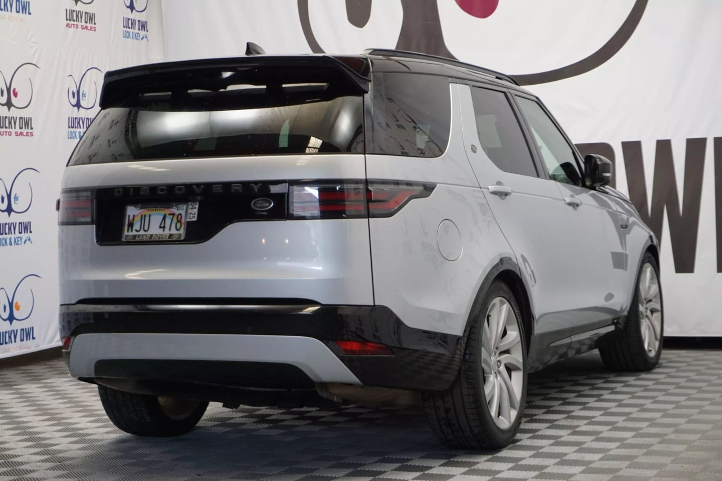 2022 Land Rover Discovery HSE R-Dynamic photo 4