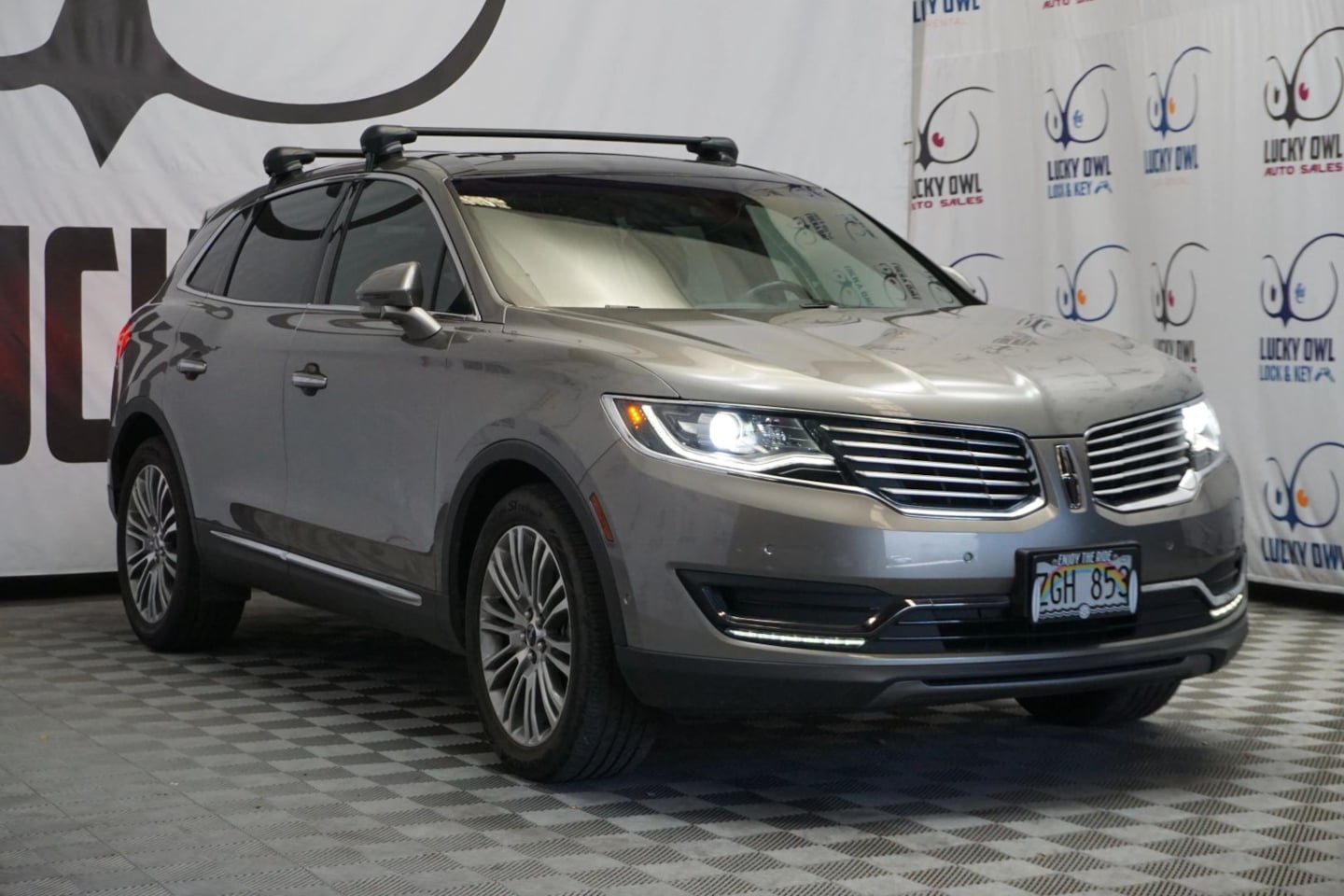 2017 Lincoln MKX Reserve photo 2