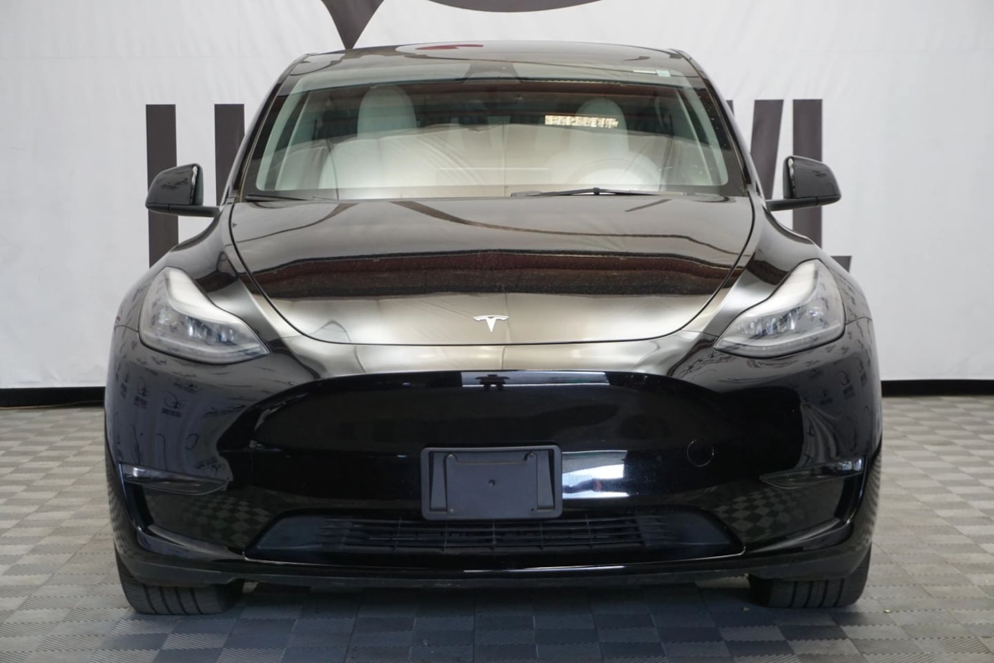 2023 Tesla Model Y Long Range photo 2