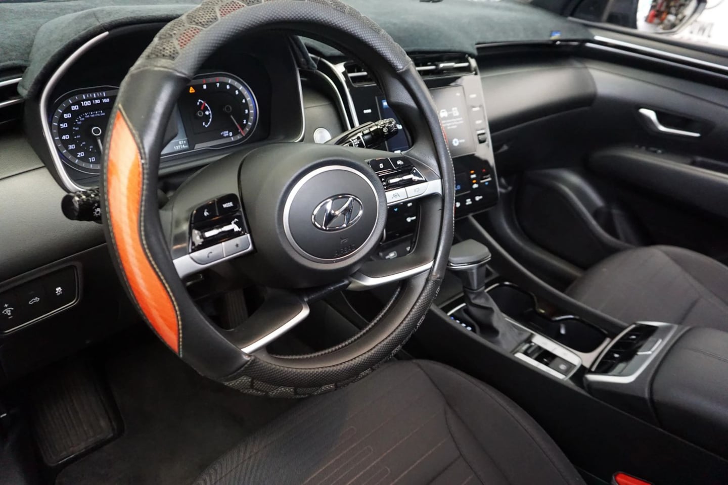 2024 Hyundai Santa Cruz SEL photo 3
