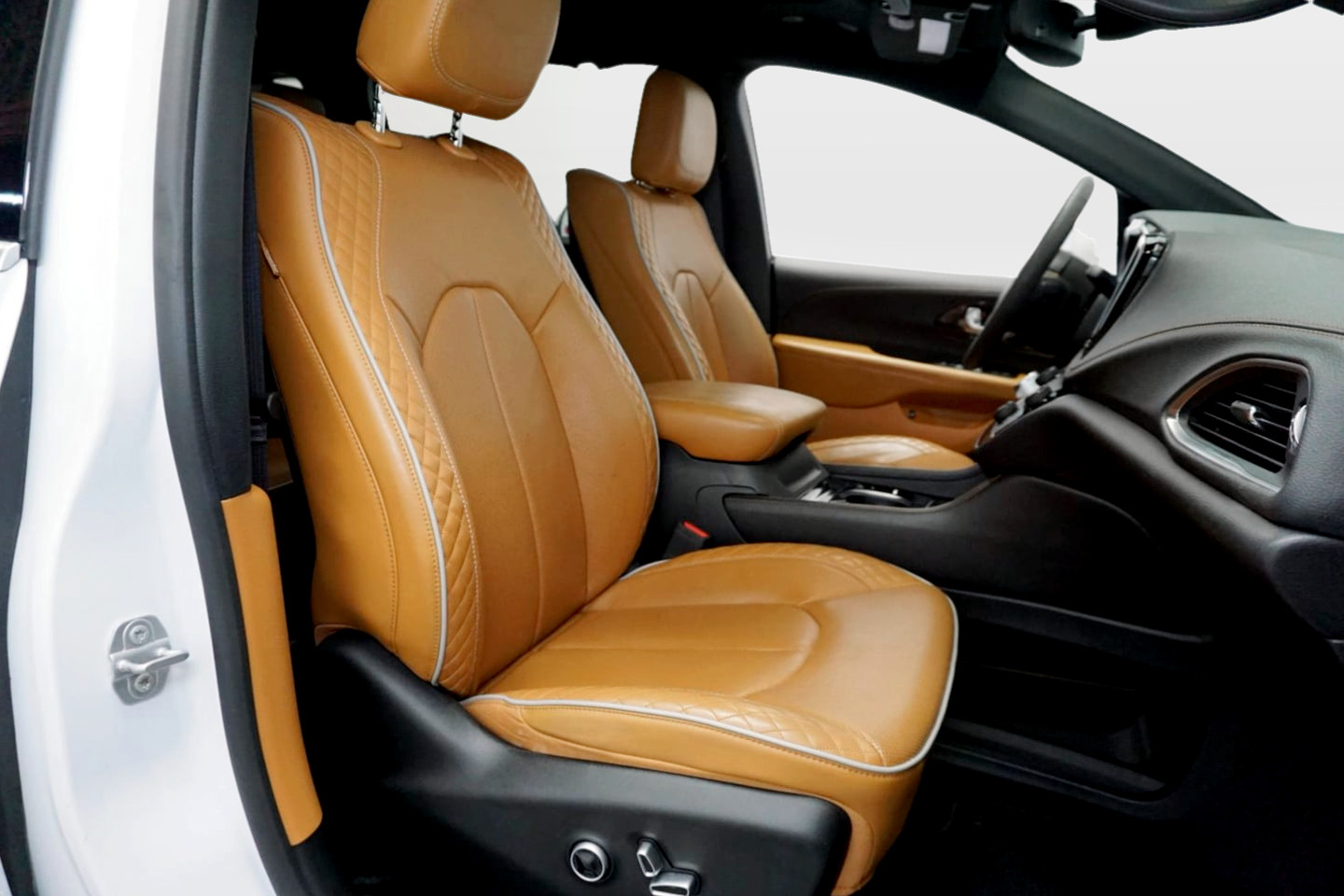 2022 Chrysler Pacifica Hybrid Pinnacle Hybrid - Photo 18