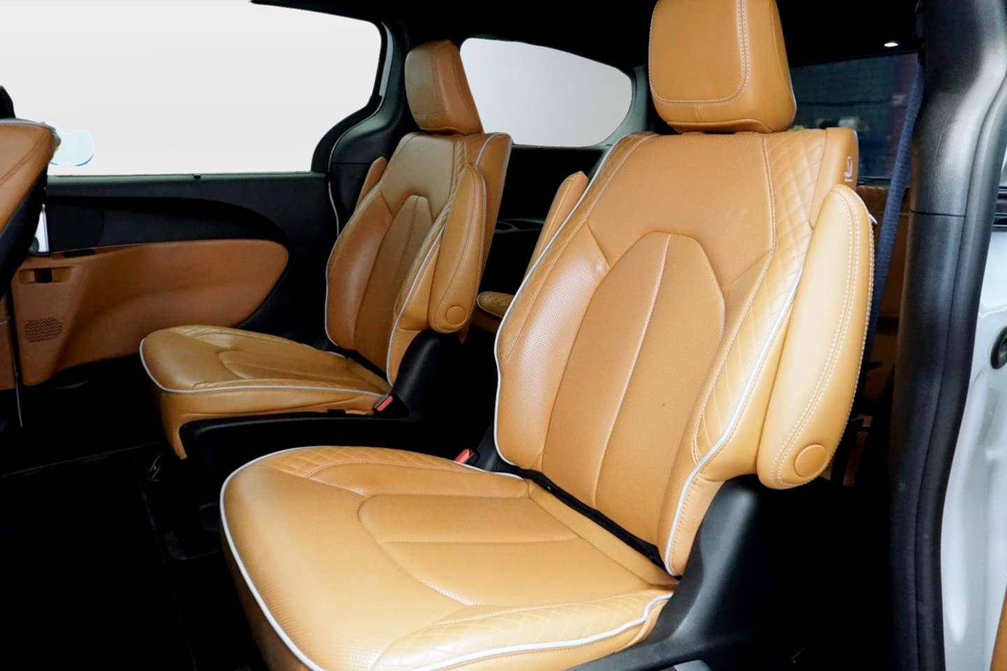 2022 Chrysler Pacifica Hybrid Pinnacle Hybrid - Photo 10