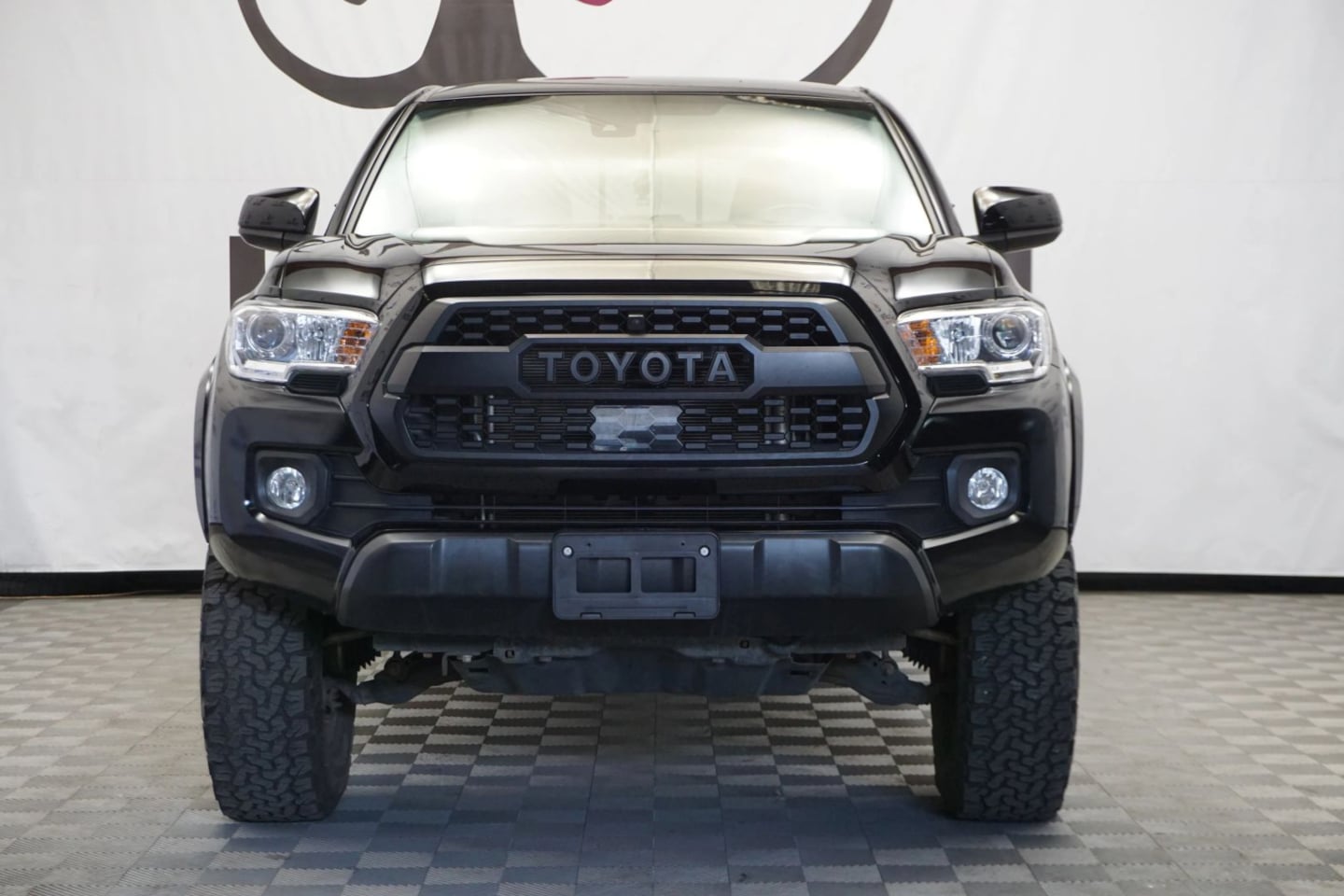 2022 Toyota Tacoma TRD Double Cab V6 photo 2