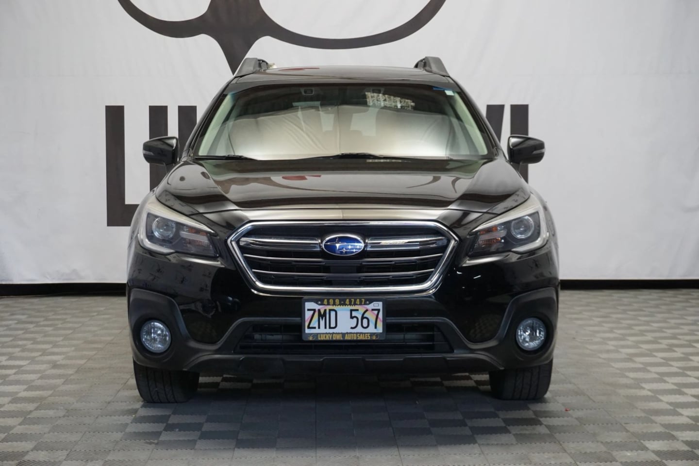 2019 Subaru Outback Limited photo 2