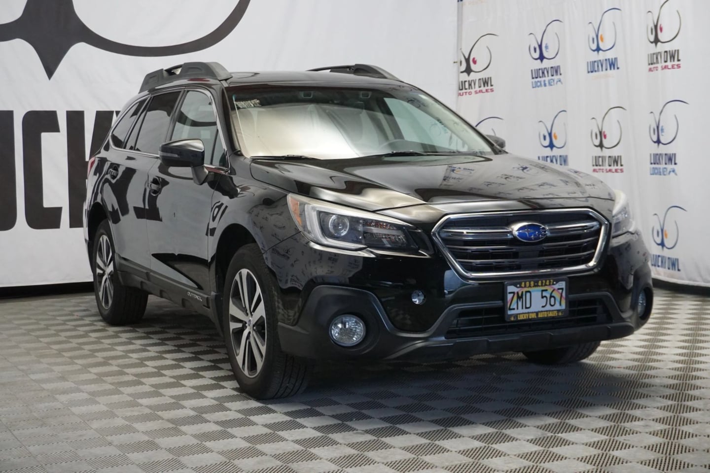 2019 Subaru Outback Limited photo 3