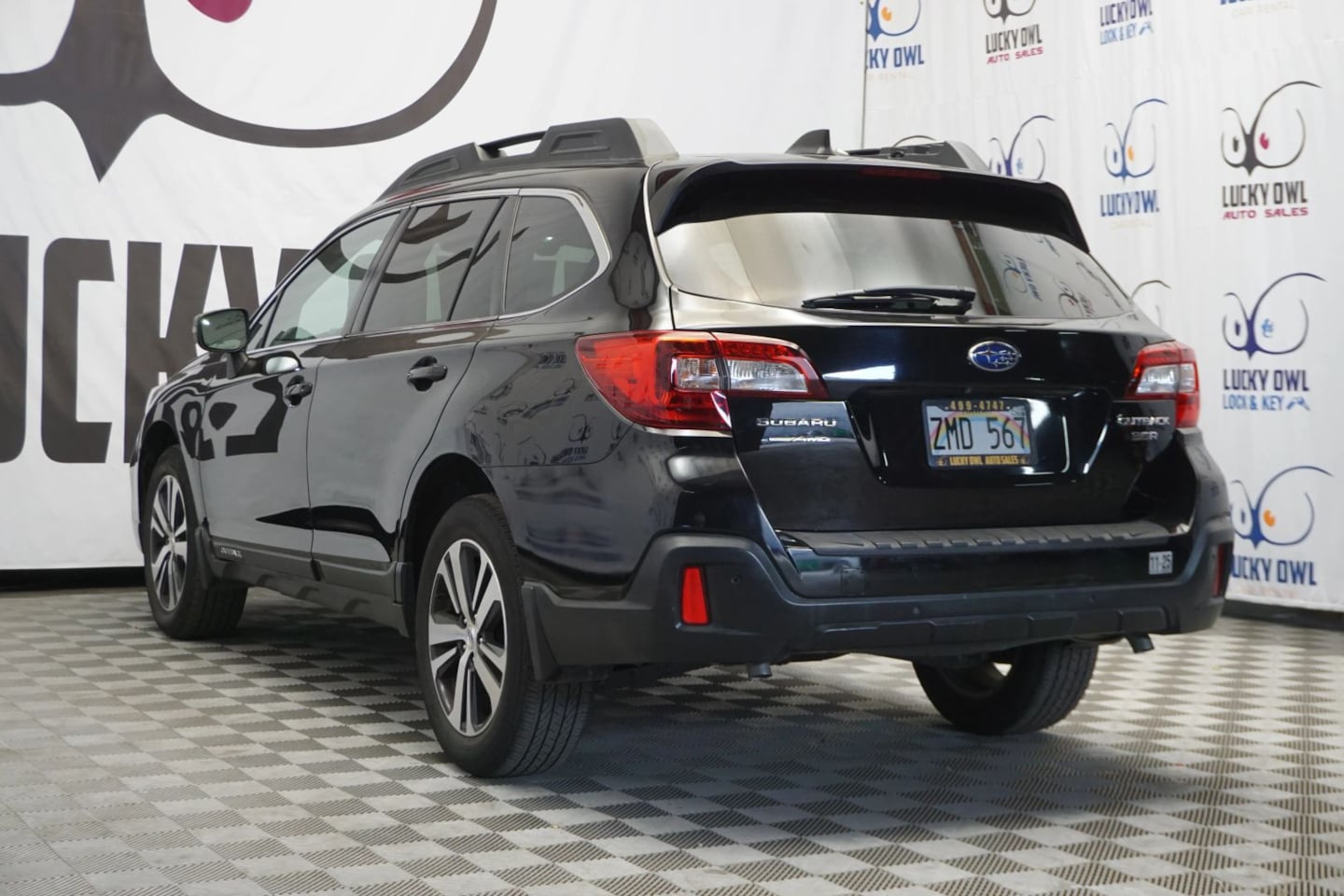 2019 Subaru Outback Limited photo 4