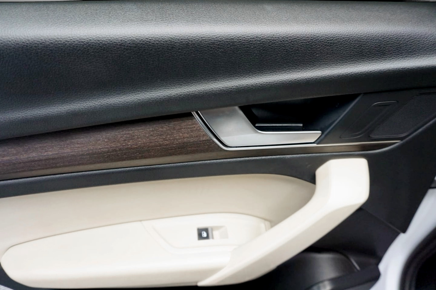 2022 Audi Q5 Premium - Photo 18