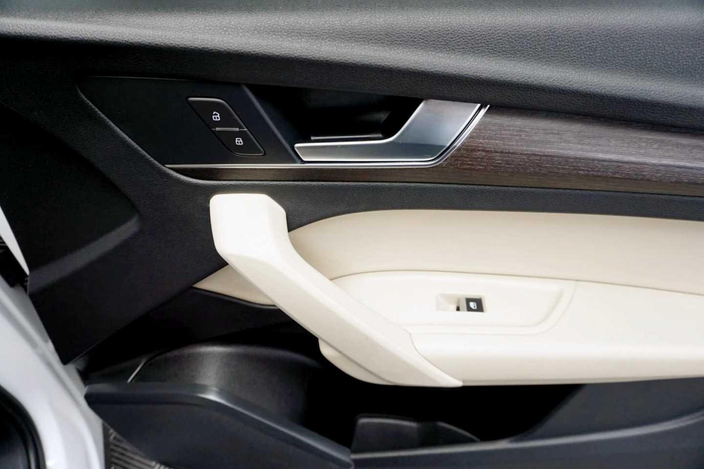 2022 Audi Q5 Premium - Photo 22