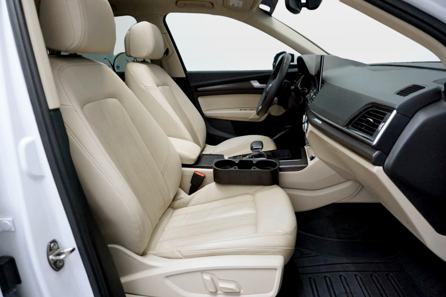 2022 Audi Q5 Premium - Photo 23