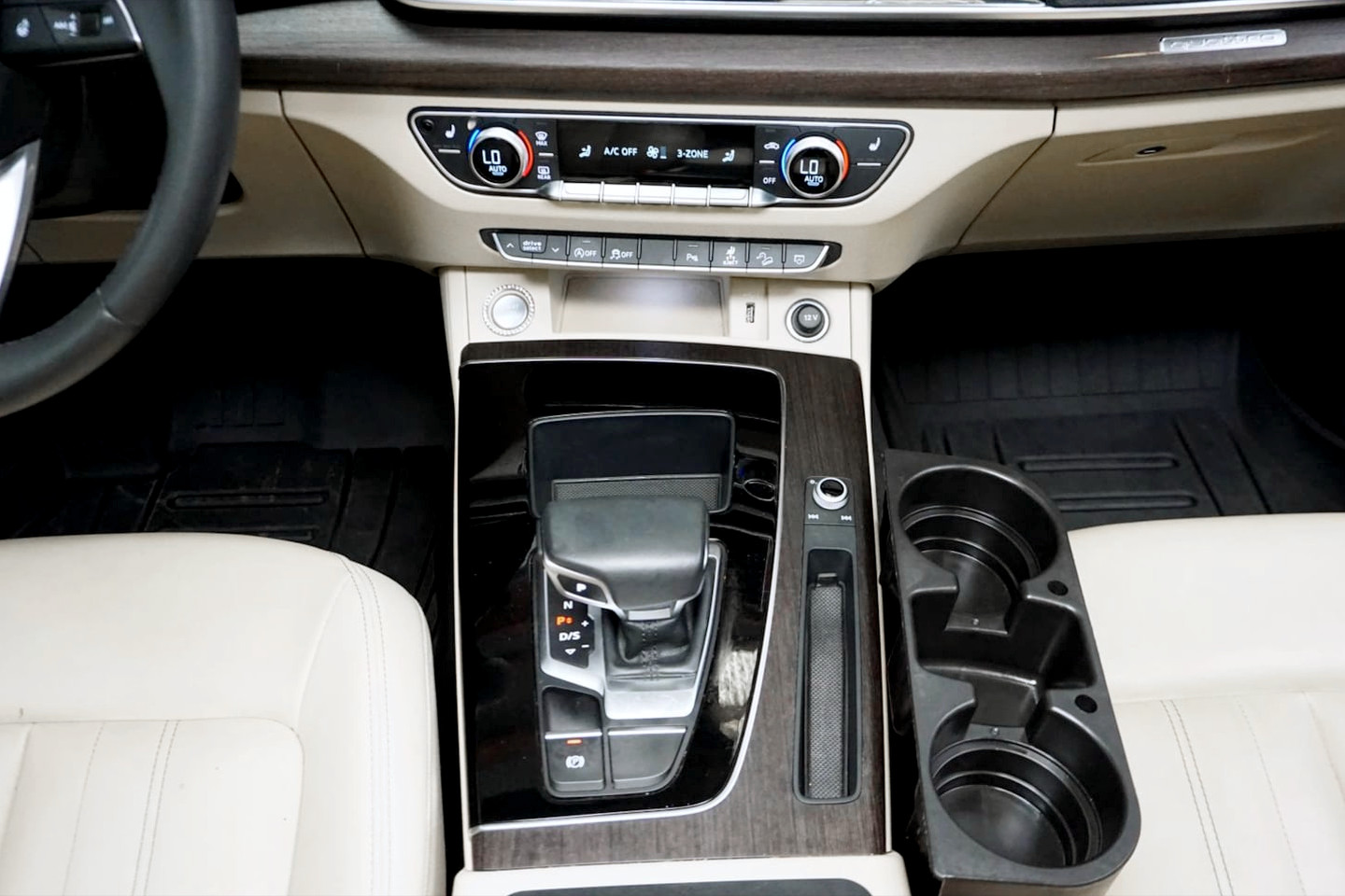 2022 Audi Q5 Premium - Photo 28