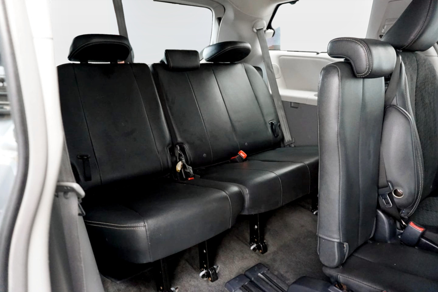 2014 Toyota Sienna SE - Photo 21