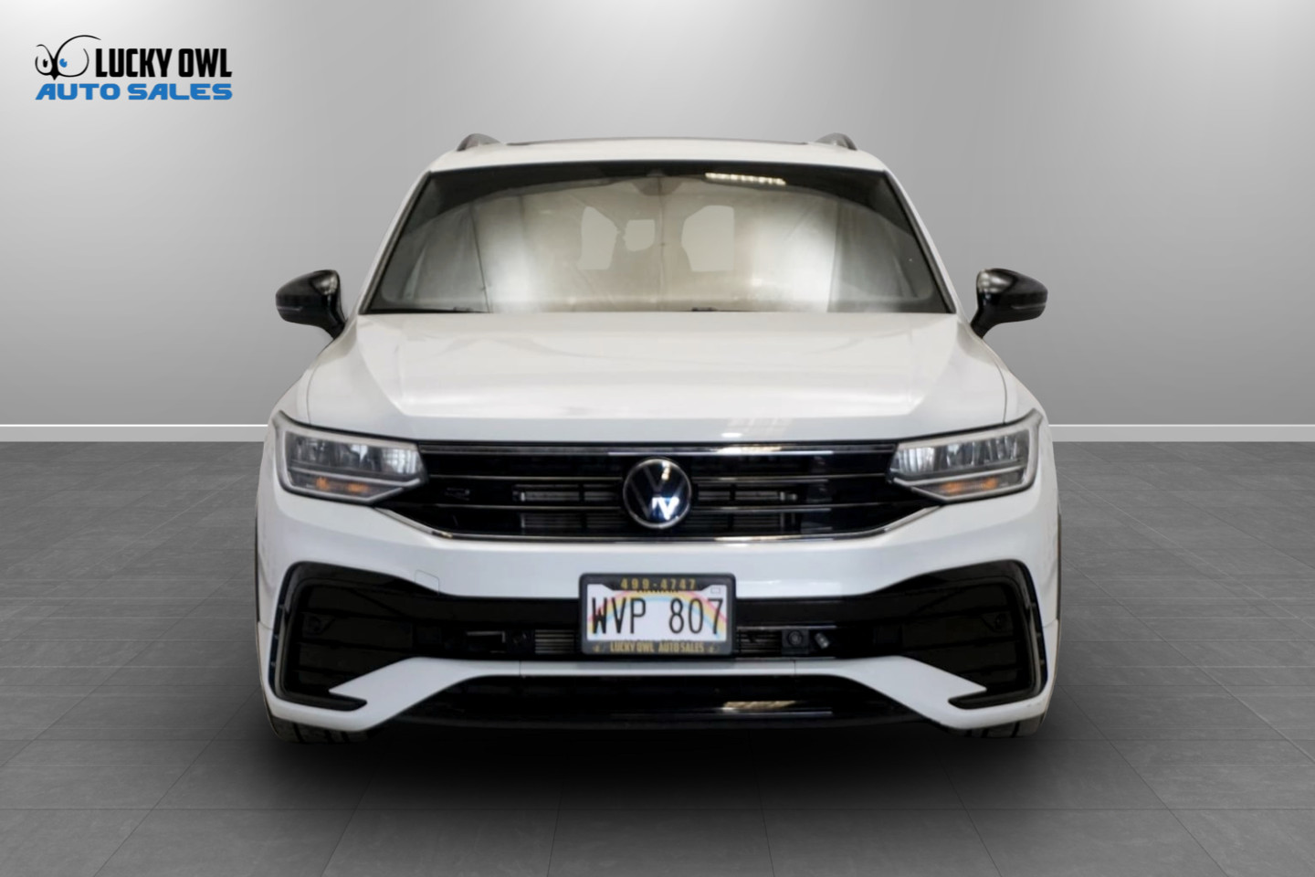 2023 Volkswagen Tiguan SE R-LINE BLACK - Photo 2