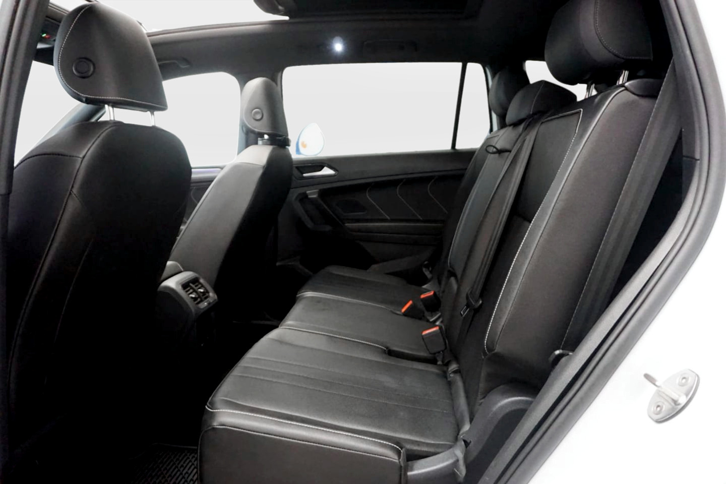 2023 Volkswagen Tiguan SE R-LINE BLACK - Photo 15