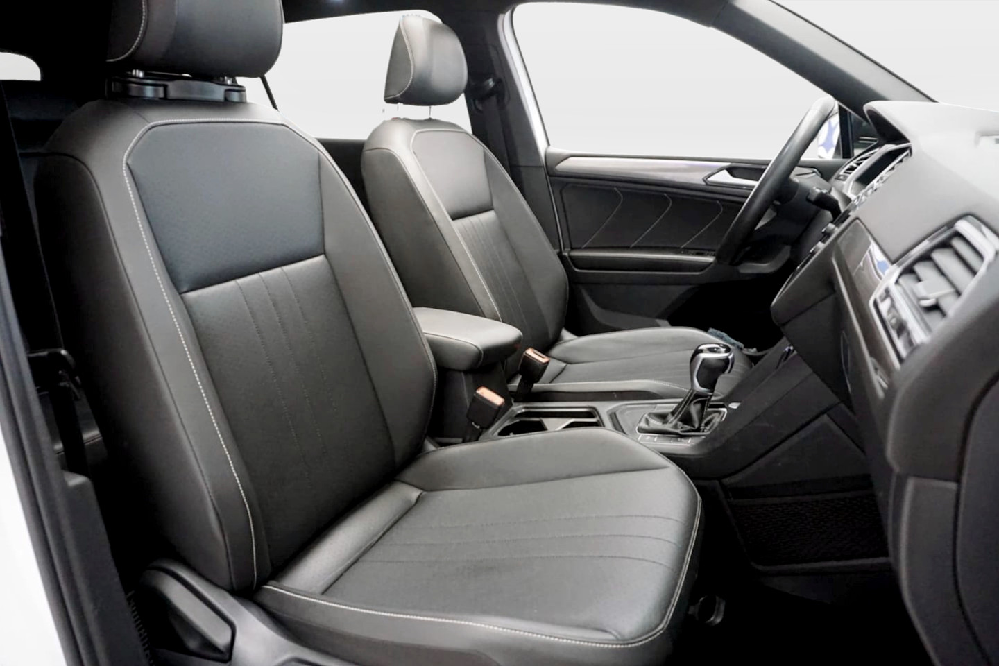 2023 Volkswagen Tiguan SE R-LINE BLACK - Photo 23