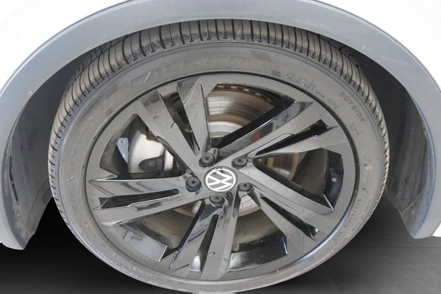 2023 Volkswagen Tiguan SE R-LINE BLACK - Photo 25