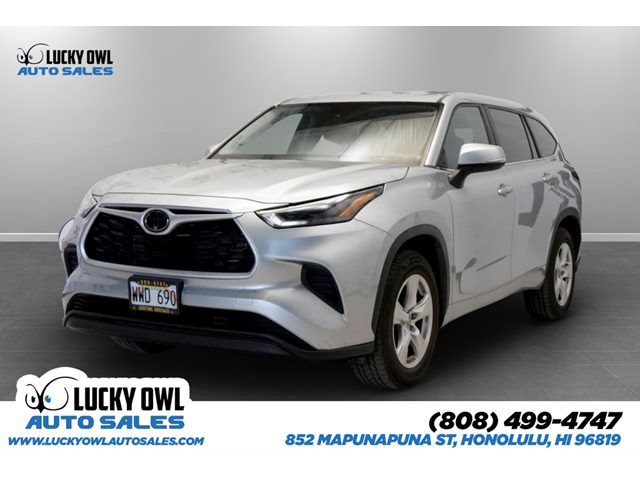 Celestial Silver Metallic 2023 Toyota Highlander LE FWD SUV / Crossover Front-Wheel Drive Automatic
