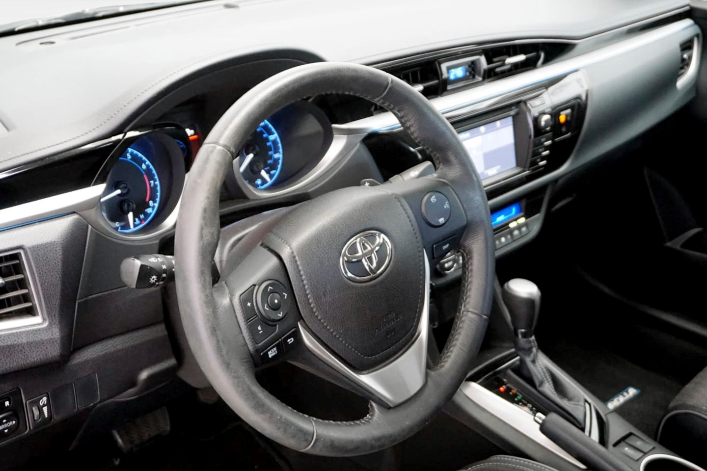 2016 Toyota Corolla S - Photo 13
