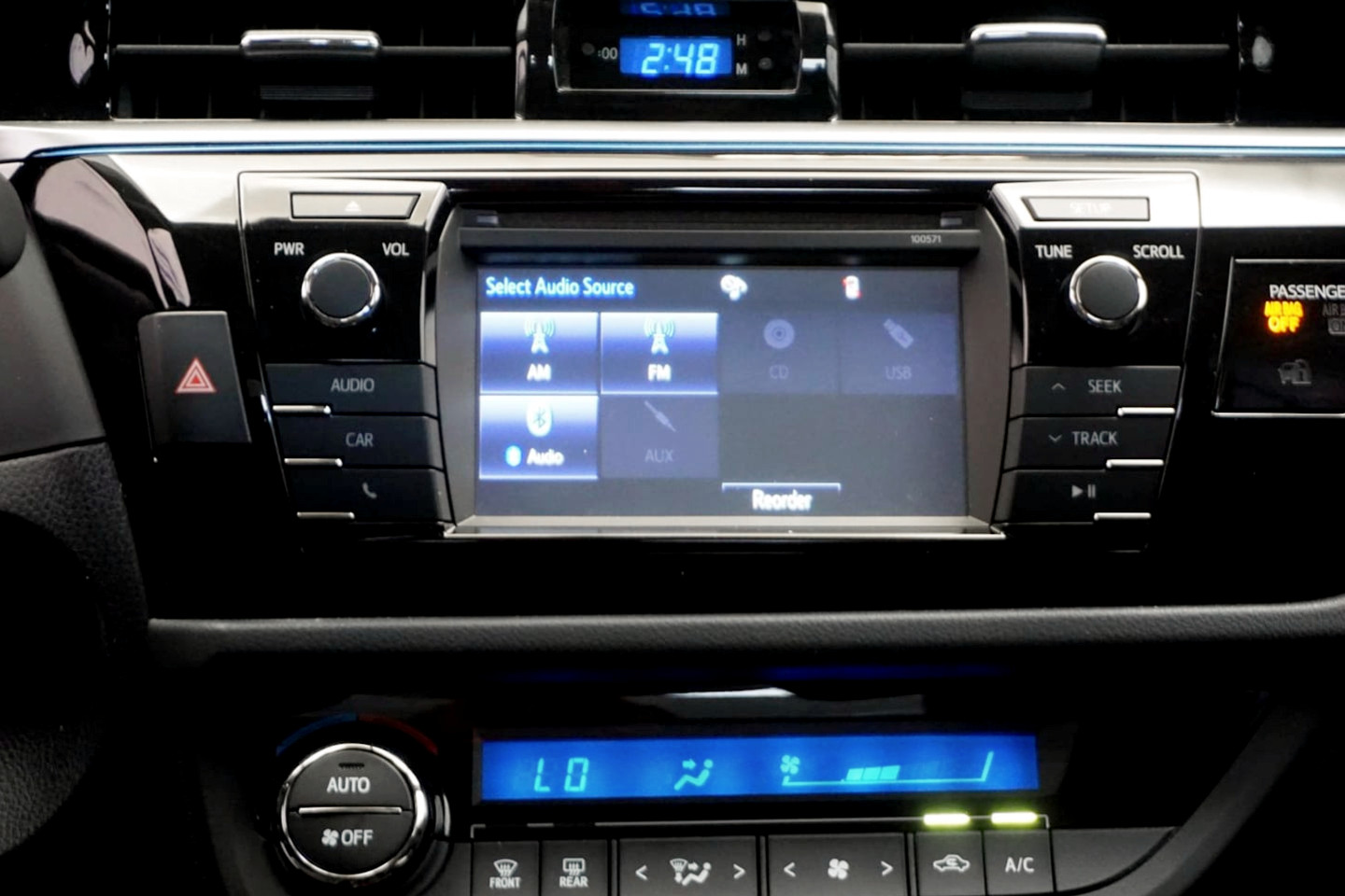 2016 Toyota Corolla S - Photo 16
