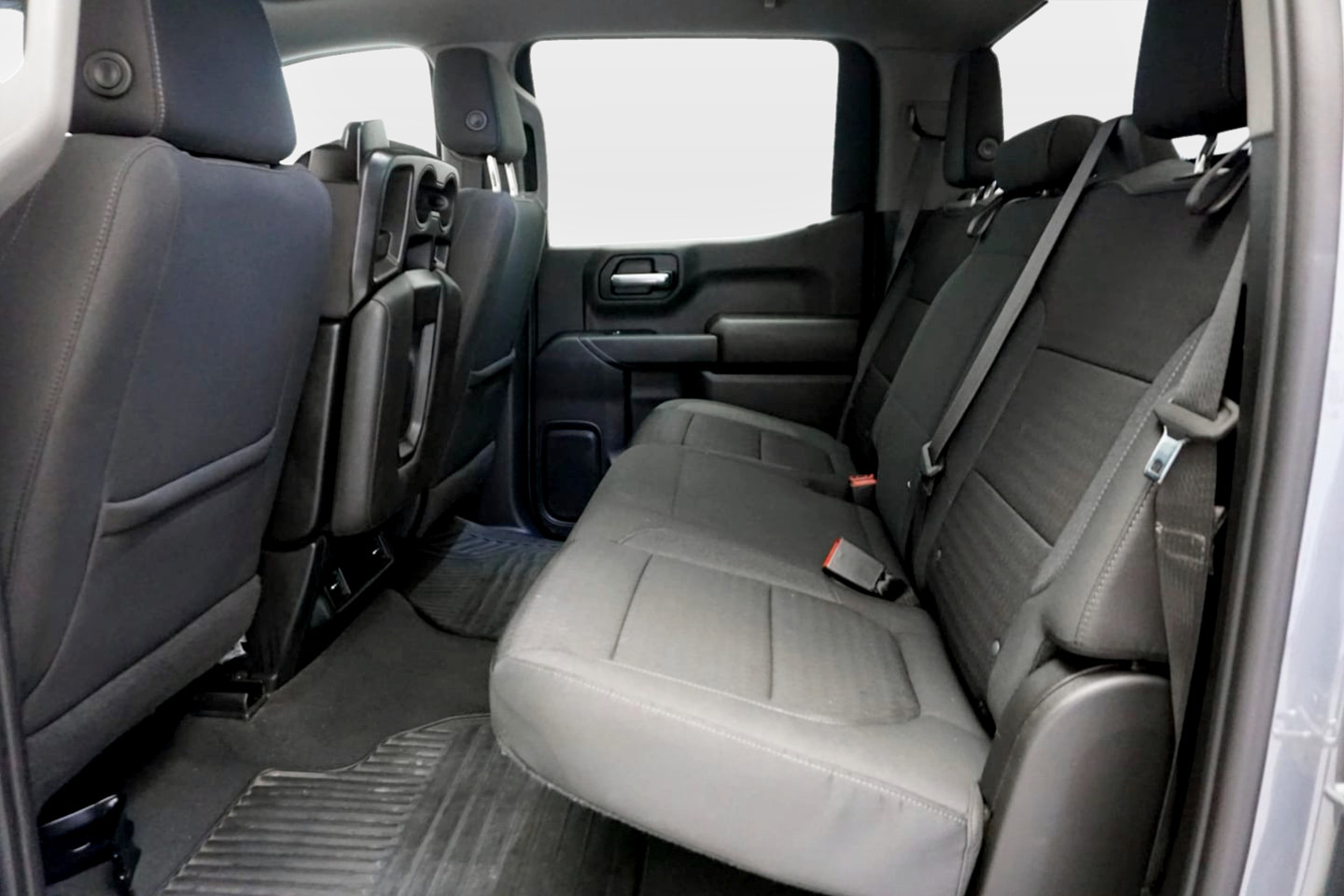Photo 16 of this Chevrolet Silverado 1500 LTD